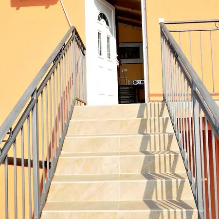 דירה Luxury House Bozovic In Heart Of פודגוריצה